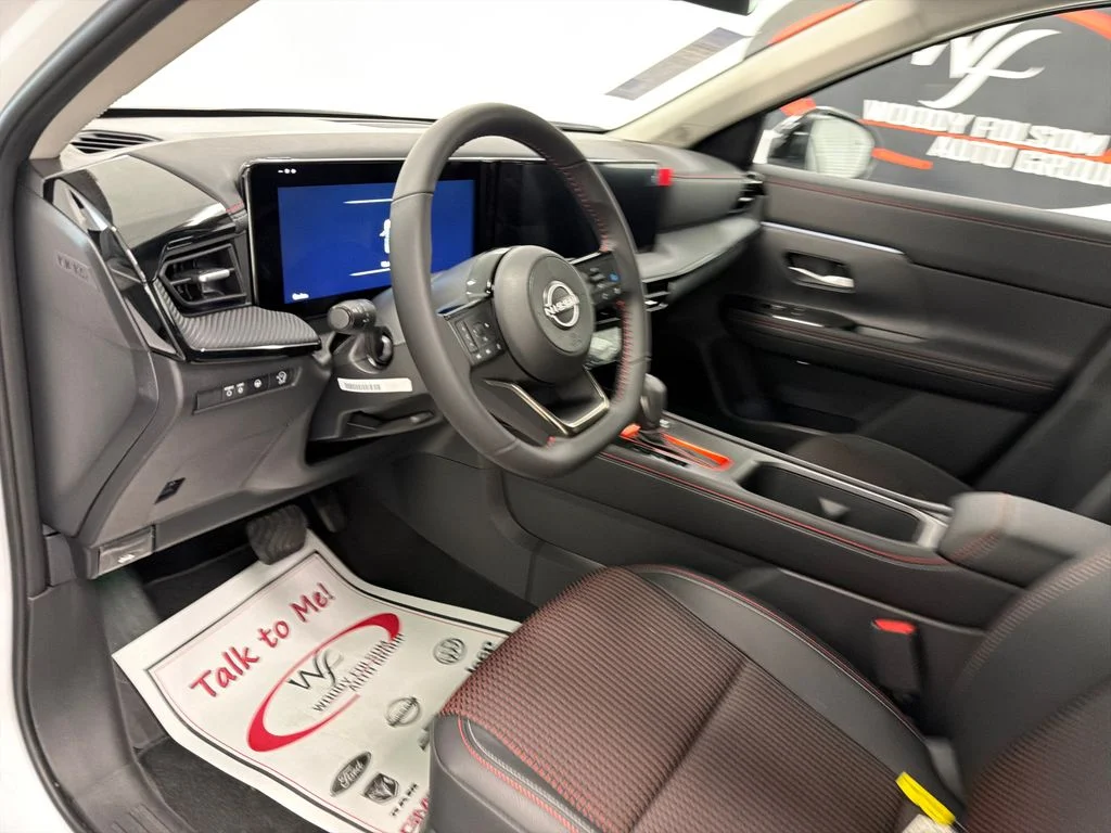 New 2026 Aspen White TriCoat Nissan SR image 9