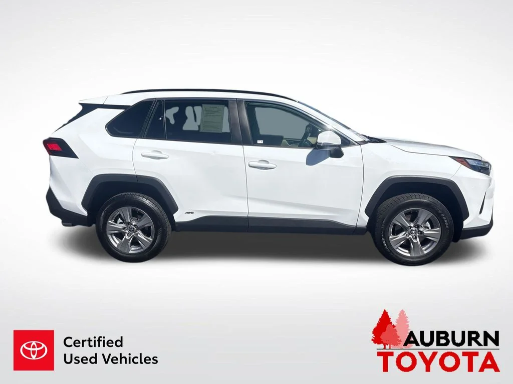 Certified Used 2023 Ice Cap Toyota XLE image 5