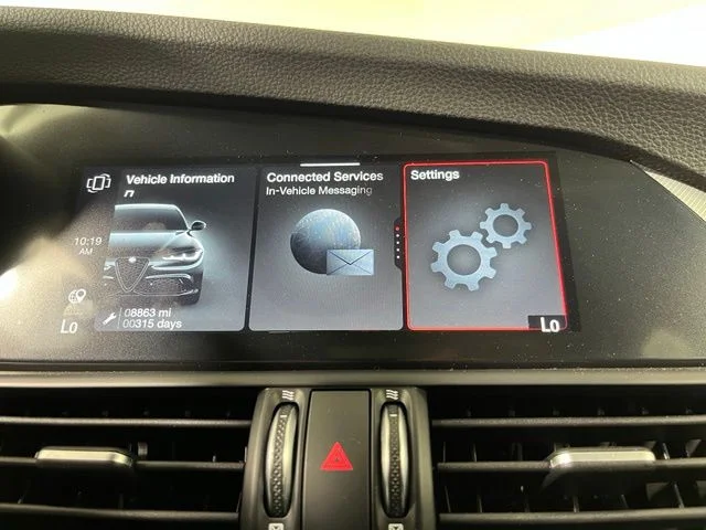 2026 Alfa Romeo Giulia Base - Photo 30