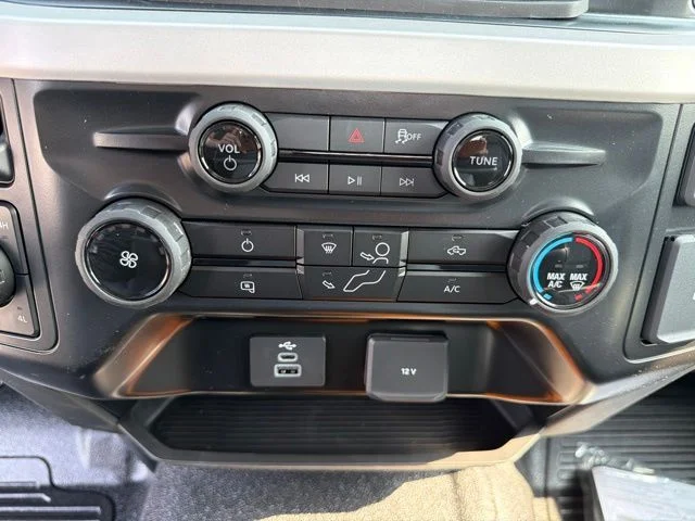 New 2026 Oxford White Ford F-550® XL image 73