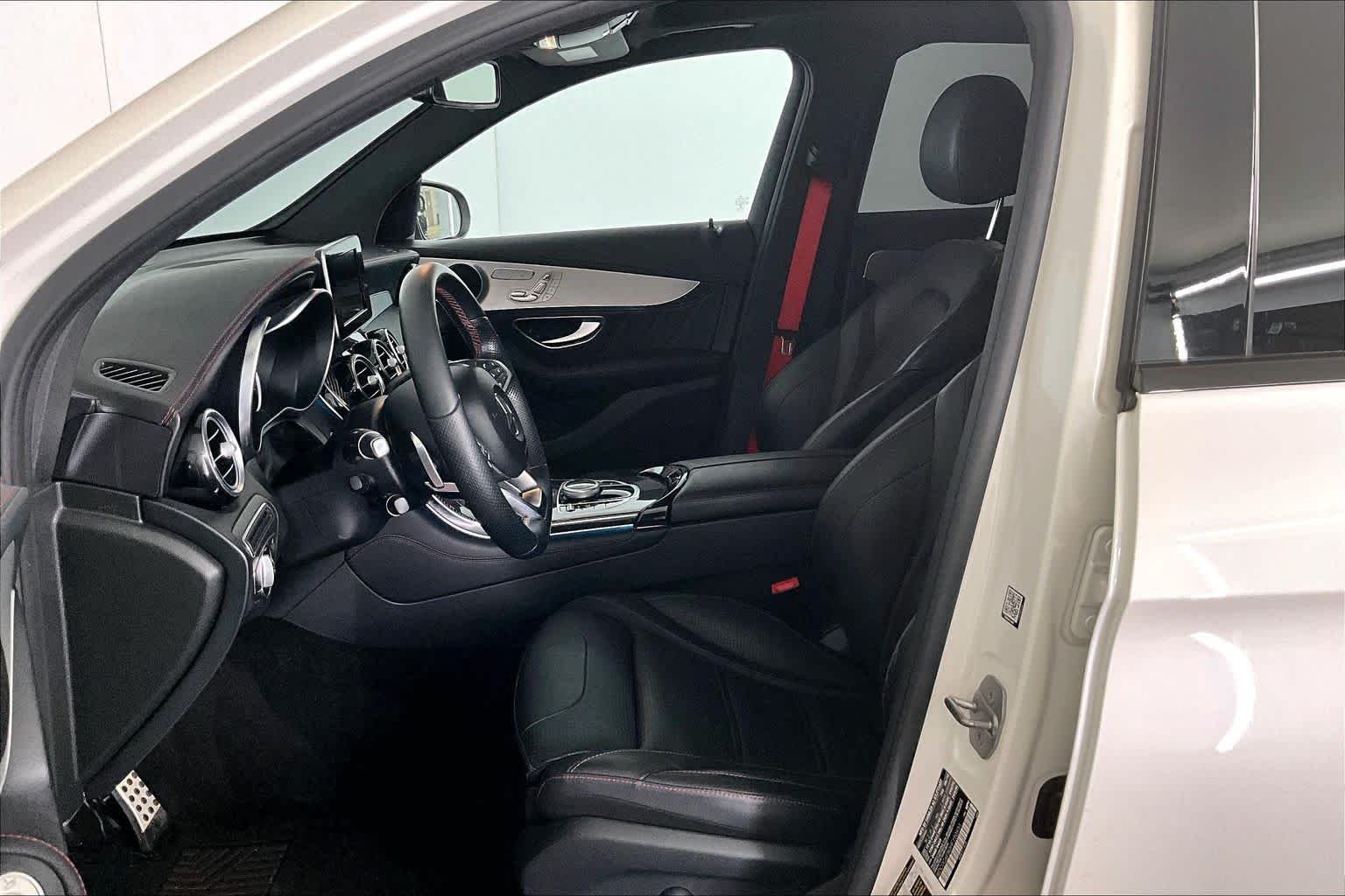 Used 2017 designo Diamond White Metallic Mercedes-Benz AMG® GLC 43 image 9