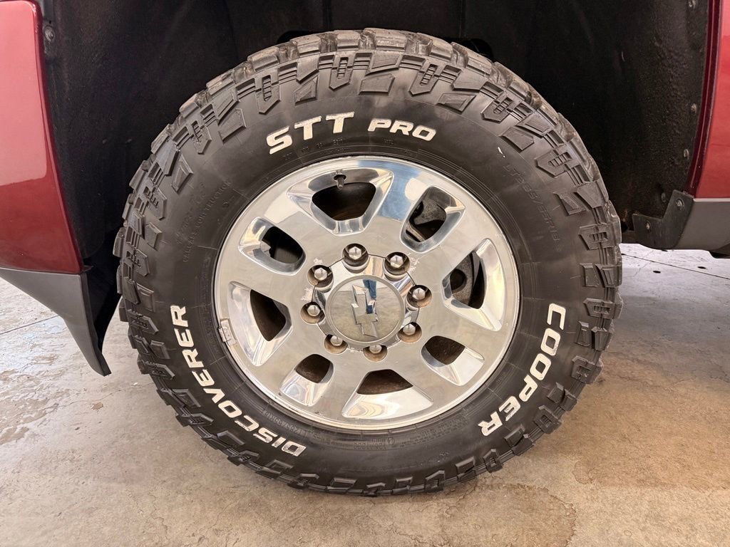 Used 2016 BUTTE RED METALLIC Chevrolet High Country image 13