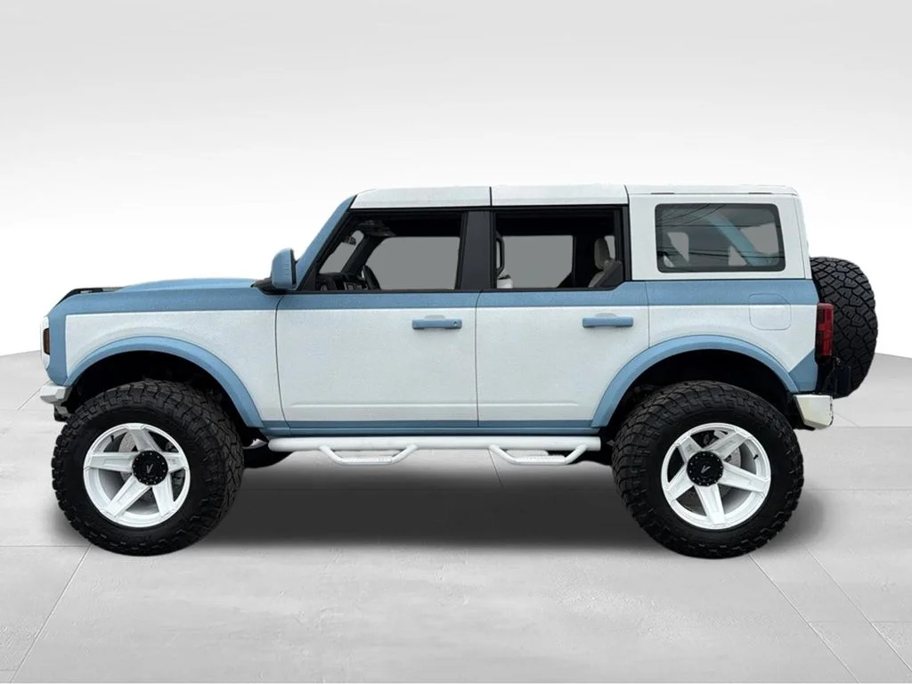 Used 2025 Black Ford Base image 5