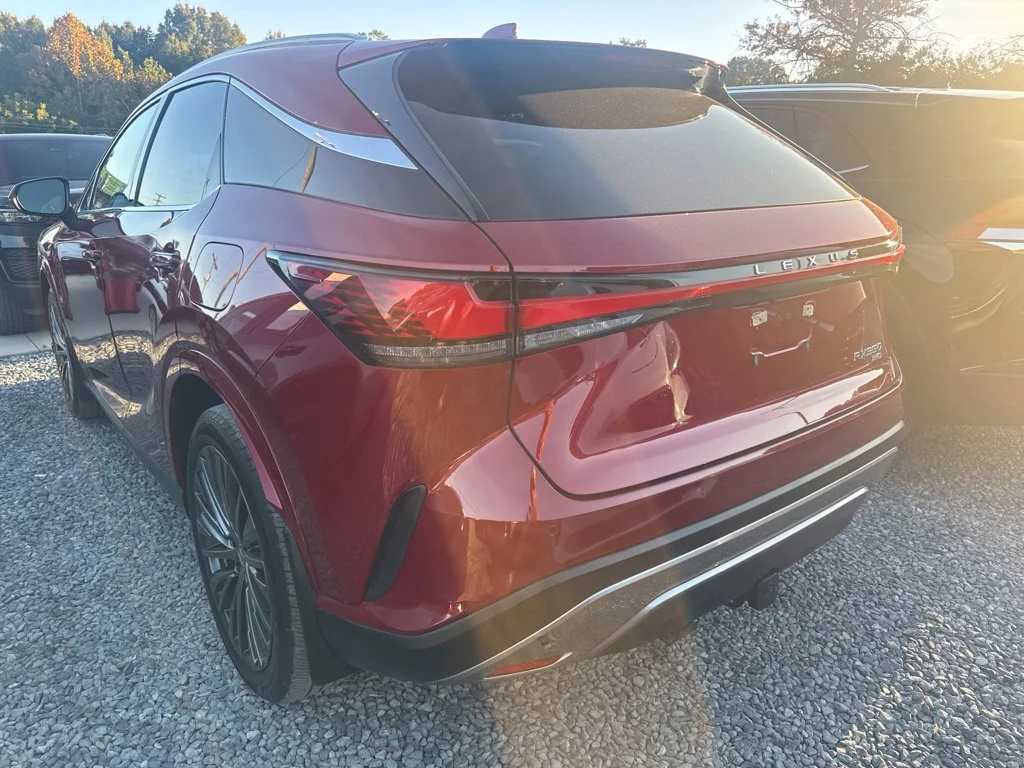 Used 2024 Red Lexus 350 Luxury image 5