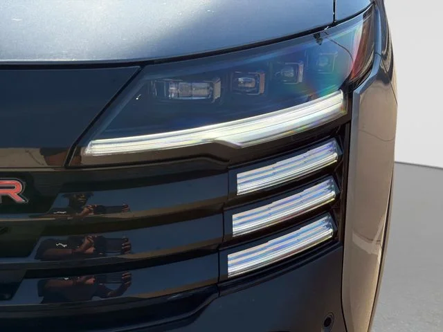New 2026 Gray Nissan SR image 12