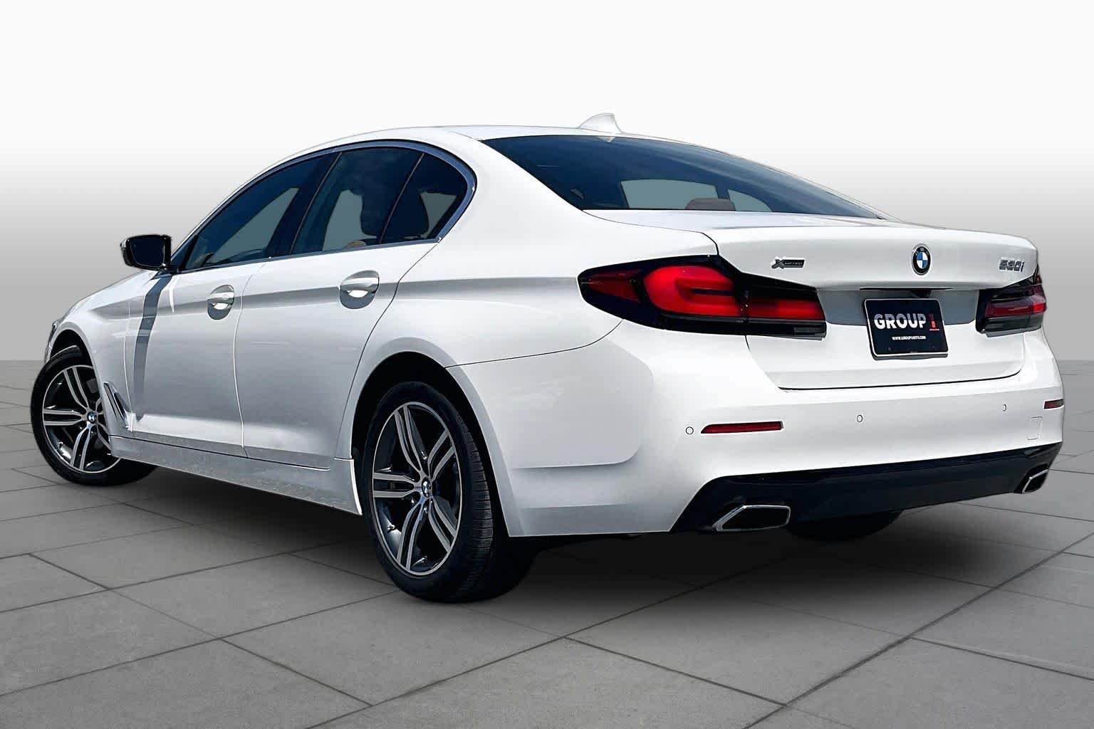Used 2023 Alpine White BMW 530i xDrive image 11