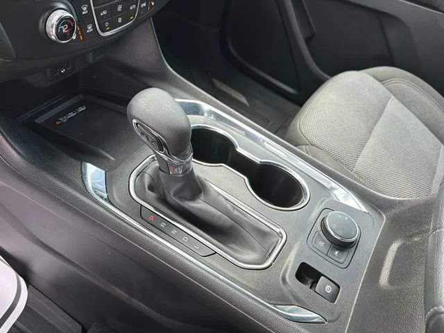 Used 2023 Northsky Blue Metallic Chevrolet LT Cloth image 27