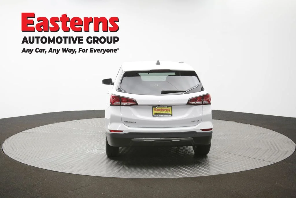 Used 2022 White Chevrolet LT image 36
