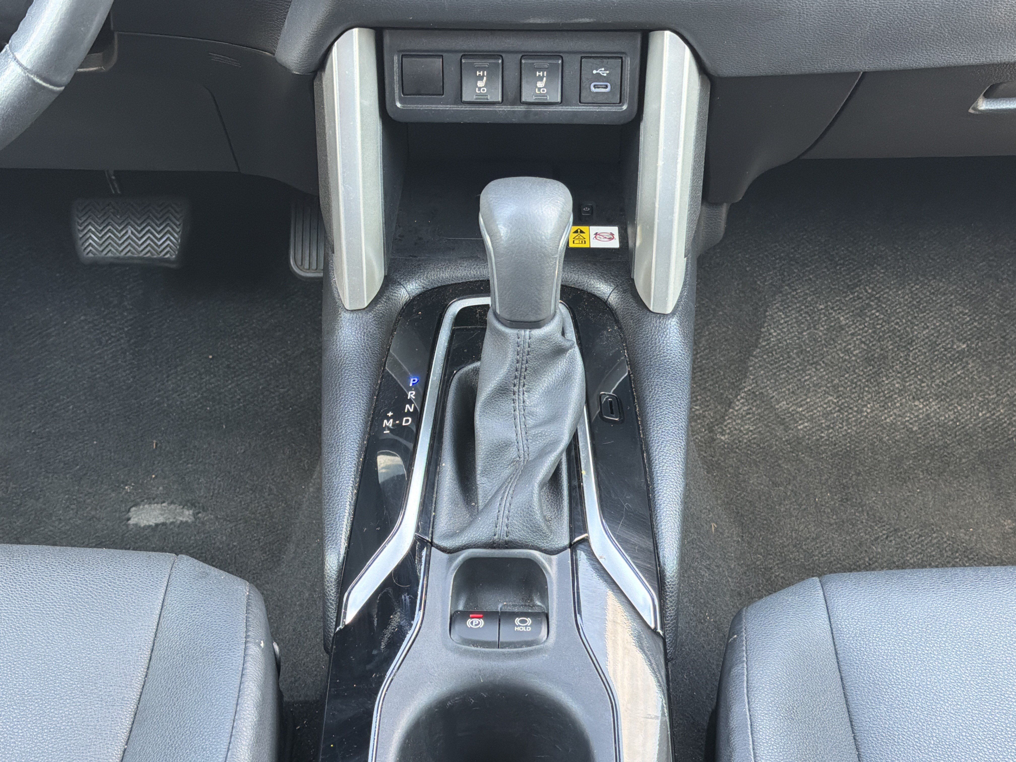 Used 2023 Silver Toyota XLE image 5