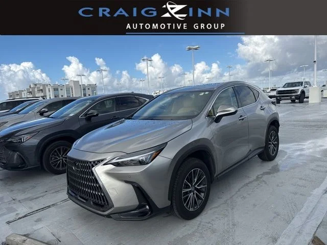 2025 Lexus NX 350 250 FWD's photo