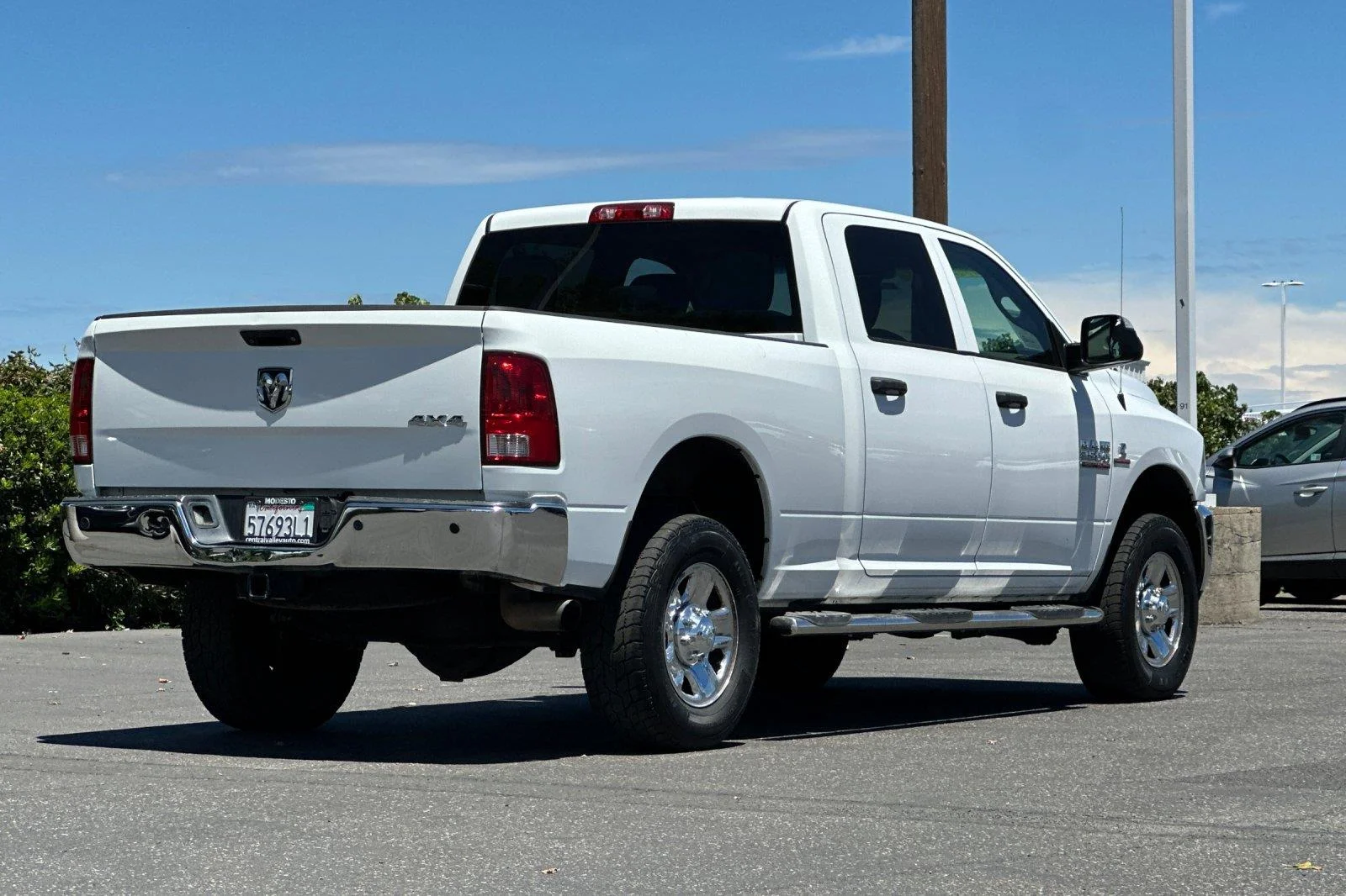 Used 2014 Bright White Clearcoat Ram Tradesman image 4