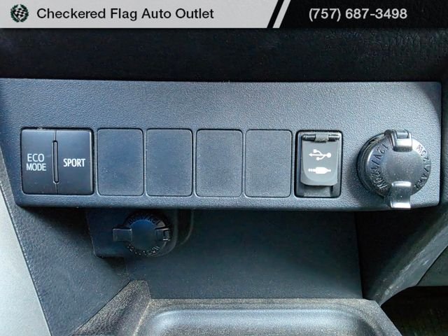 Used 2016 Magnetic Gray Metallic Toyota XLE image 20