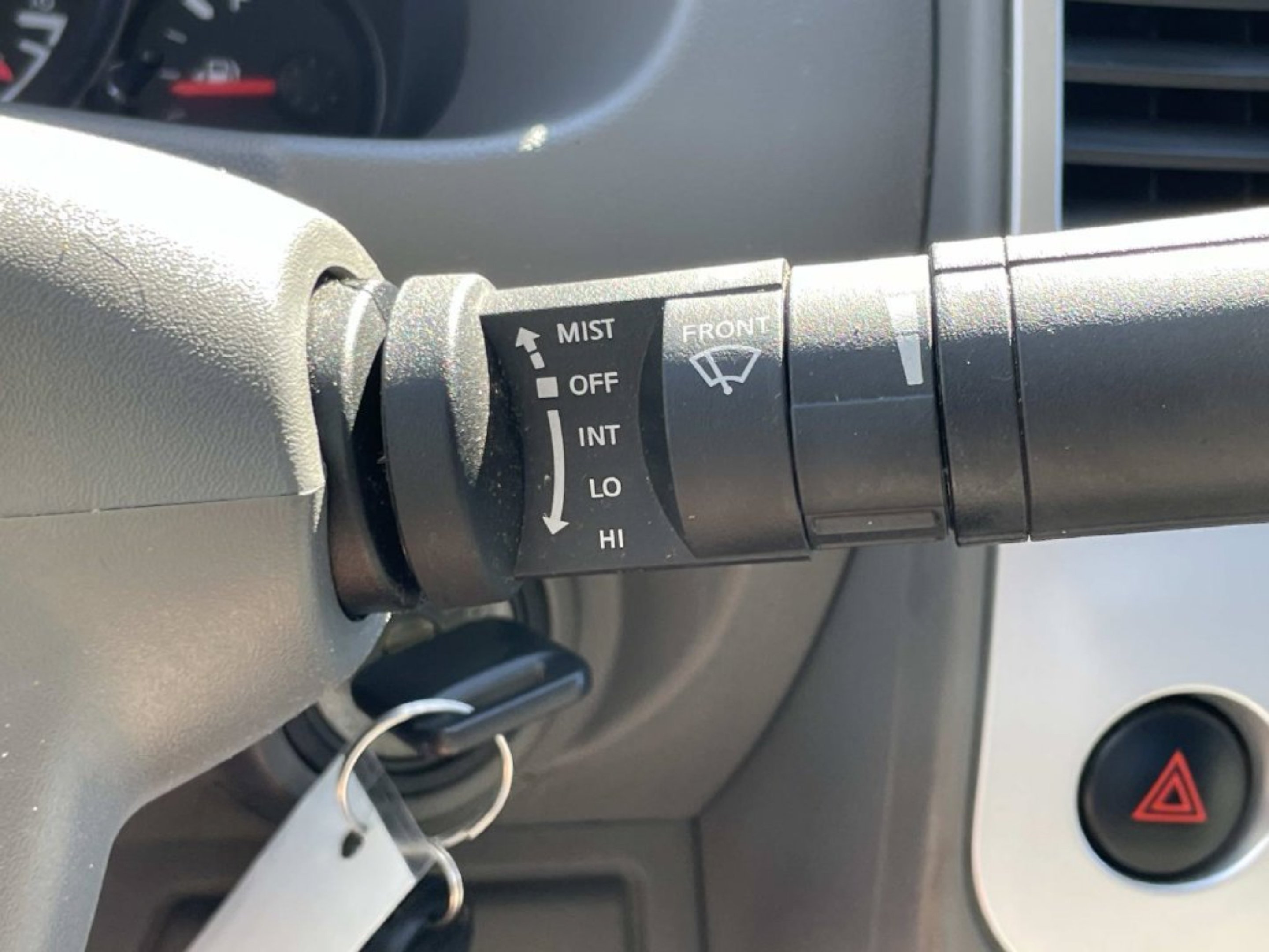 Used 2013 White Nissan SV image 26