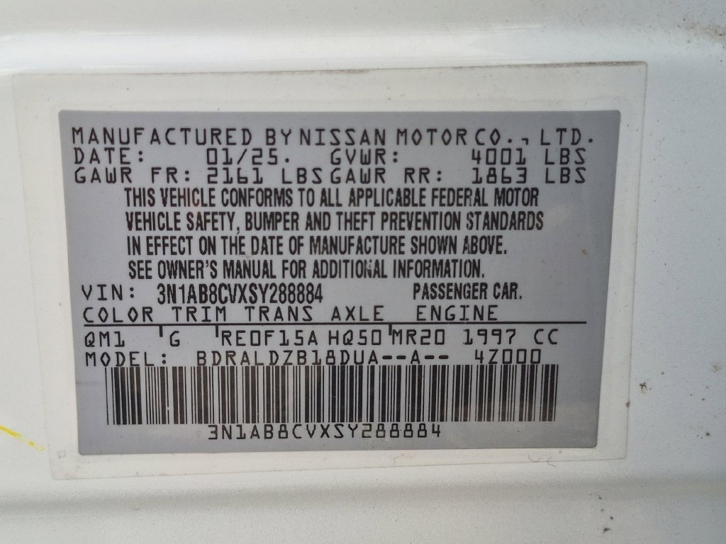 Used 2025 White Nissan SV image 32