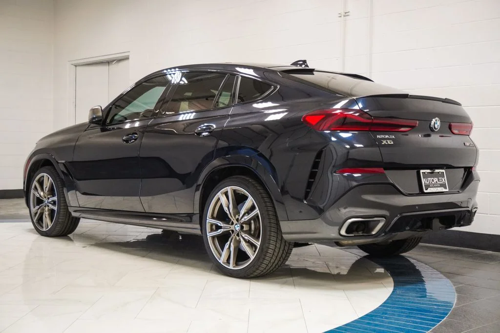 Used 2020 Black BMW M50i image 30