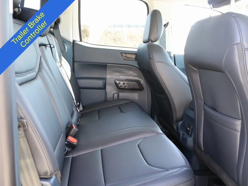 New 2026 Oxford White Ford Lariat® image 13