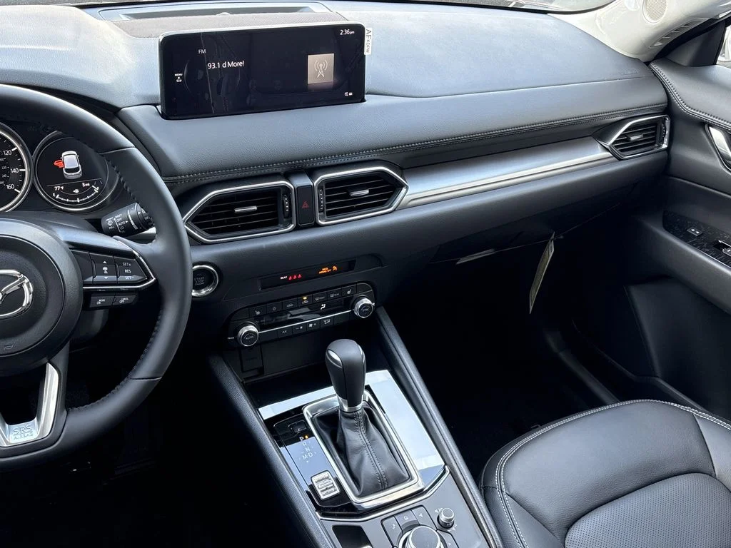 2025 Mazda CX-5 S Preferred package - Photo 14