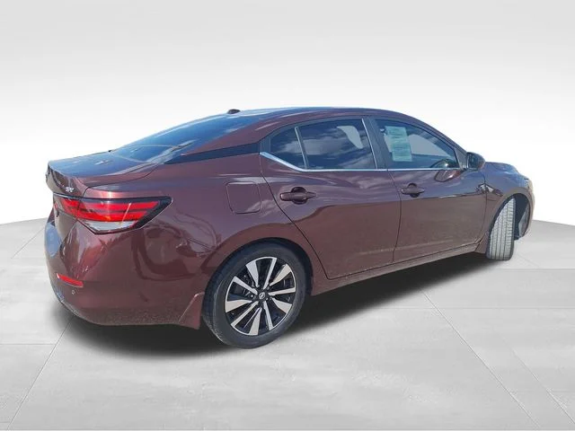 Used 2022 Red Nissan SV image 7