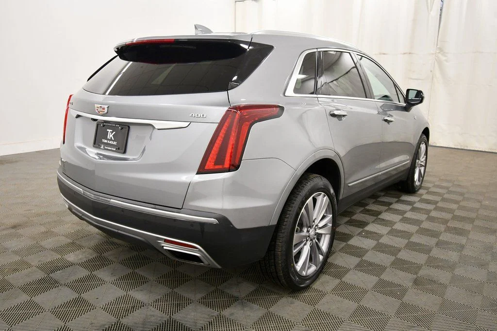 Used 2024 Silver Cadillac Premium Luxury image 8