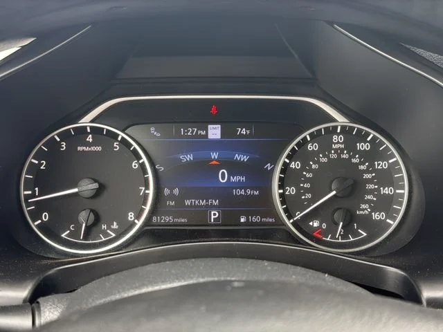Used 2020 Gray Nissan SL image 23