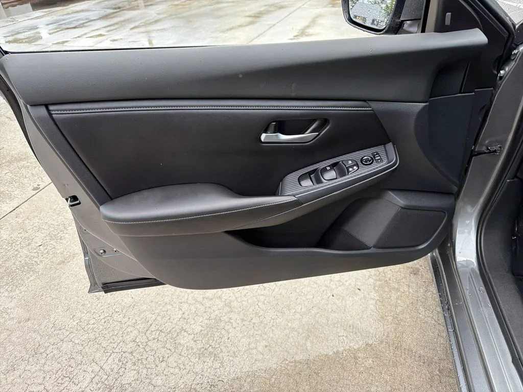 2023 Nissan Sentra SV - Photo 15