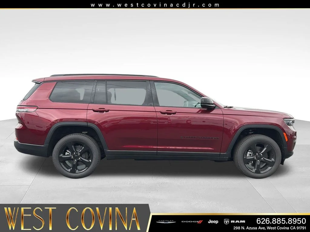 New 2025 Velvet Red Pearl-Coat Exterior Paint Jeep Limited image 6