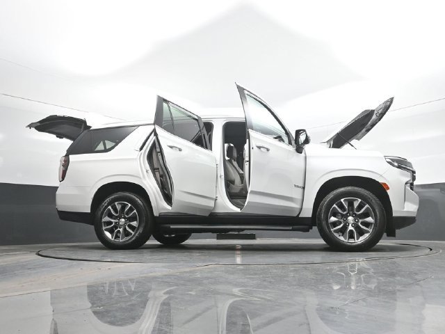 Used 2023 Beige Chevrolet LT image 31