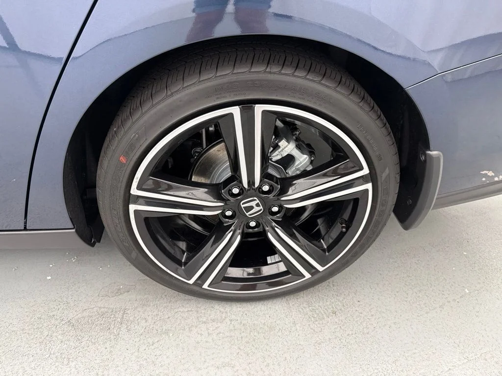 New 2026 Canyon River Blue Metallic Honda SE image 6