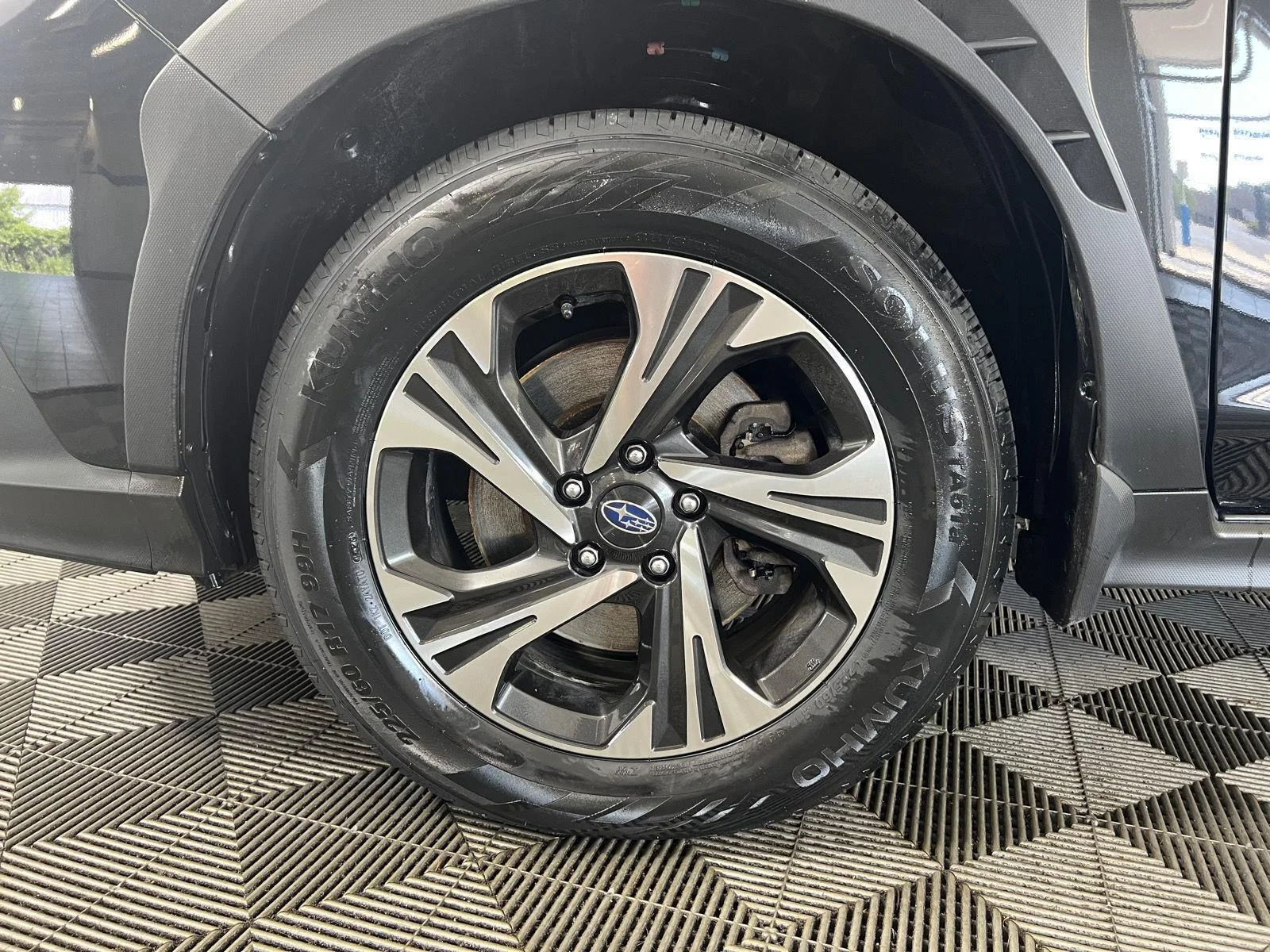 Used 2024 Crystal Black Silica Subaru Premium image 9