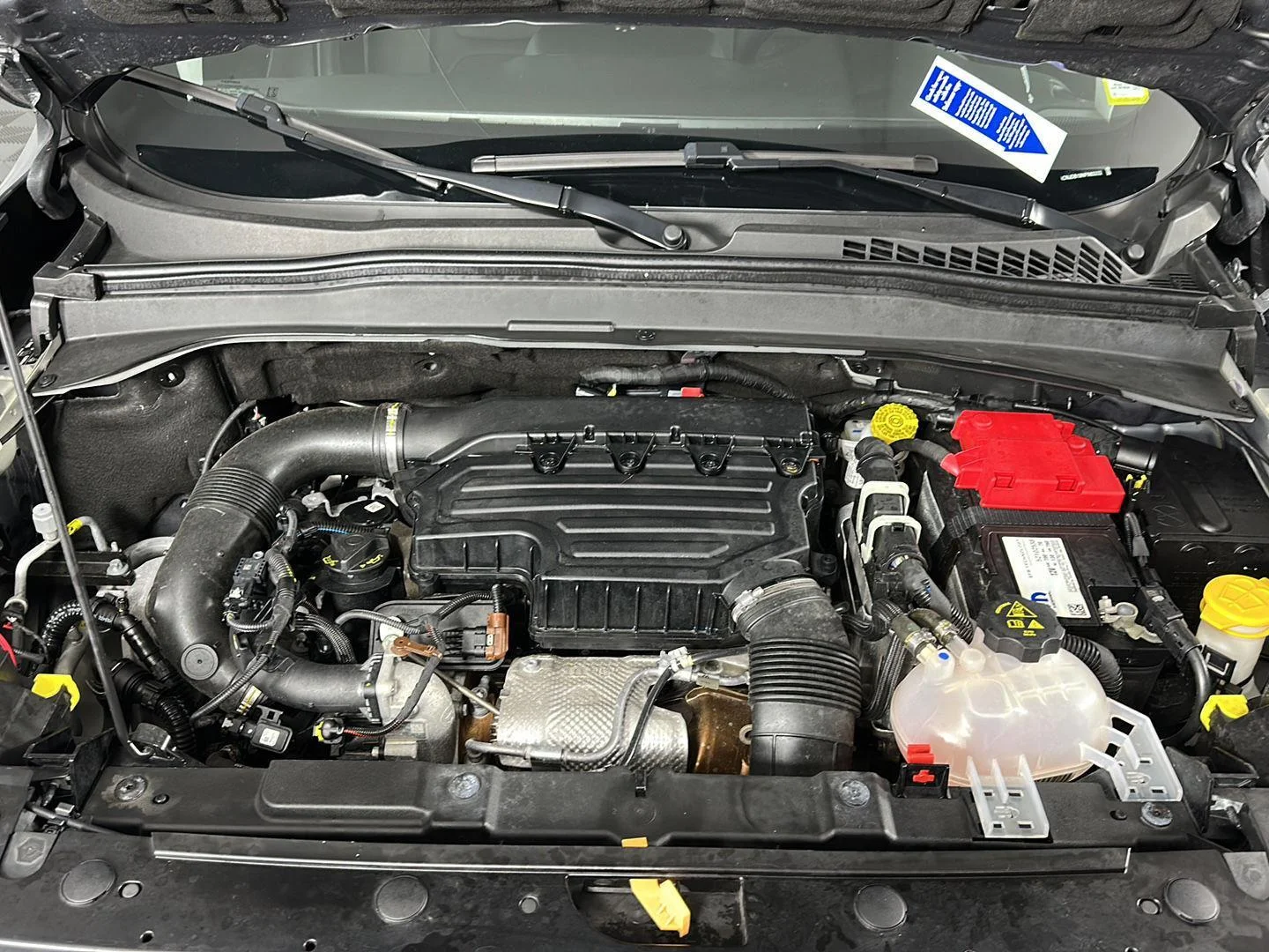 Used 2022 Graphite Gray Jeep Latitude image 14
