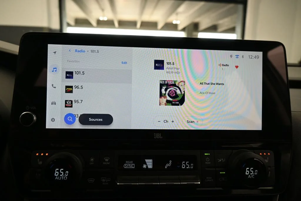 Used 2025 Cloud Toyota Limited image 25