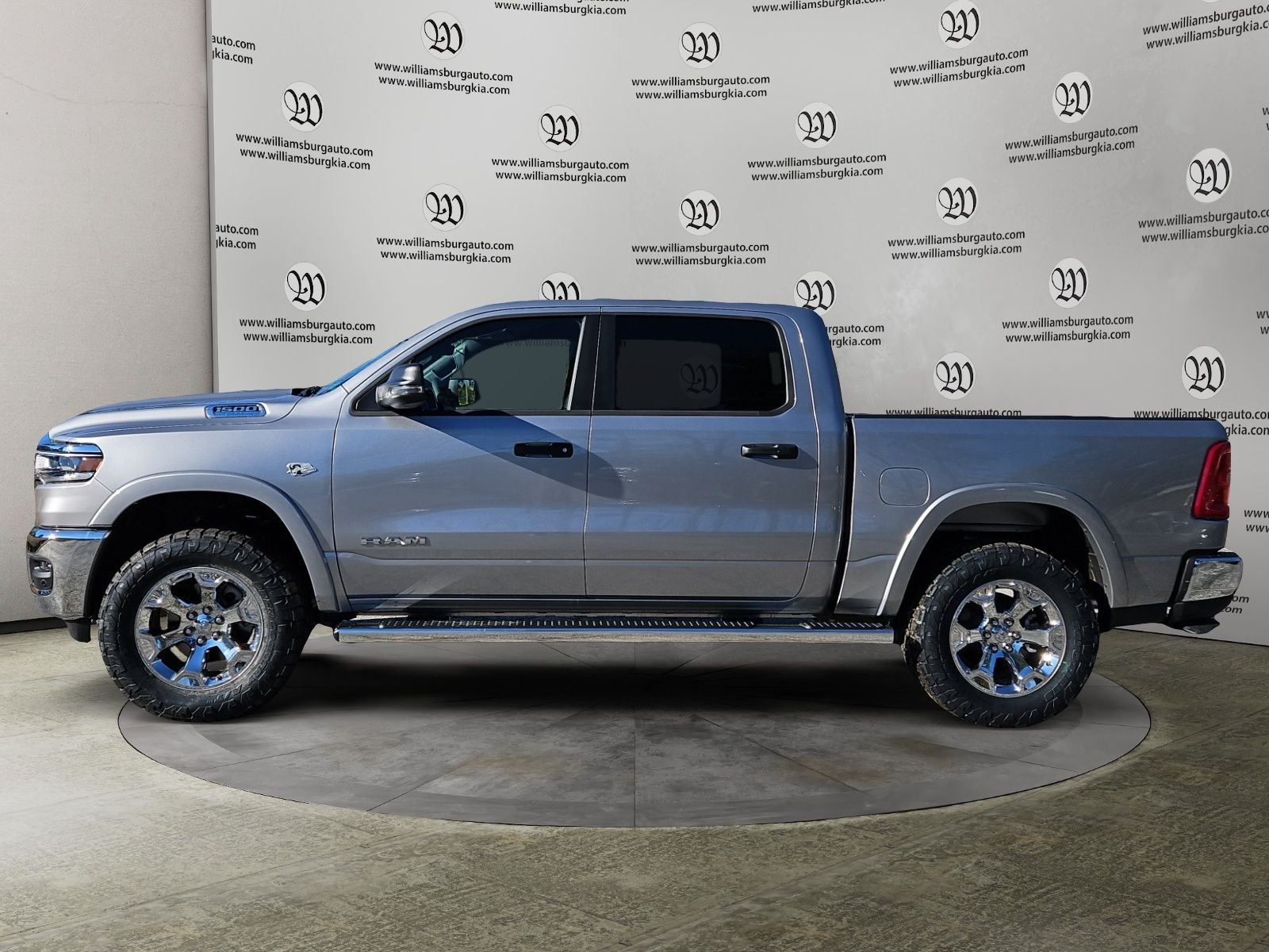 New 2026 RAM 1500 Big Horn/Lone Star 4D Crew Cab in Williamsburg