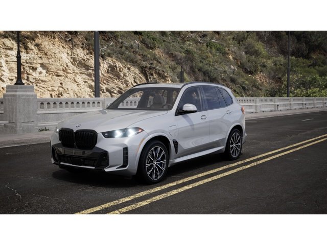 2026 BMW X5 xDrive50e's photo