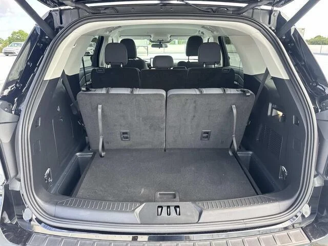 2025 Ford Explorer Active - Photo 8