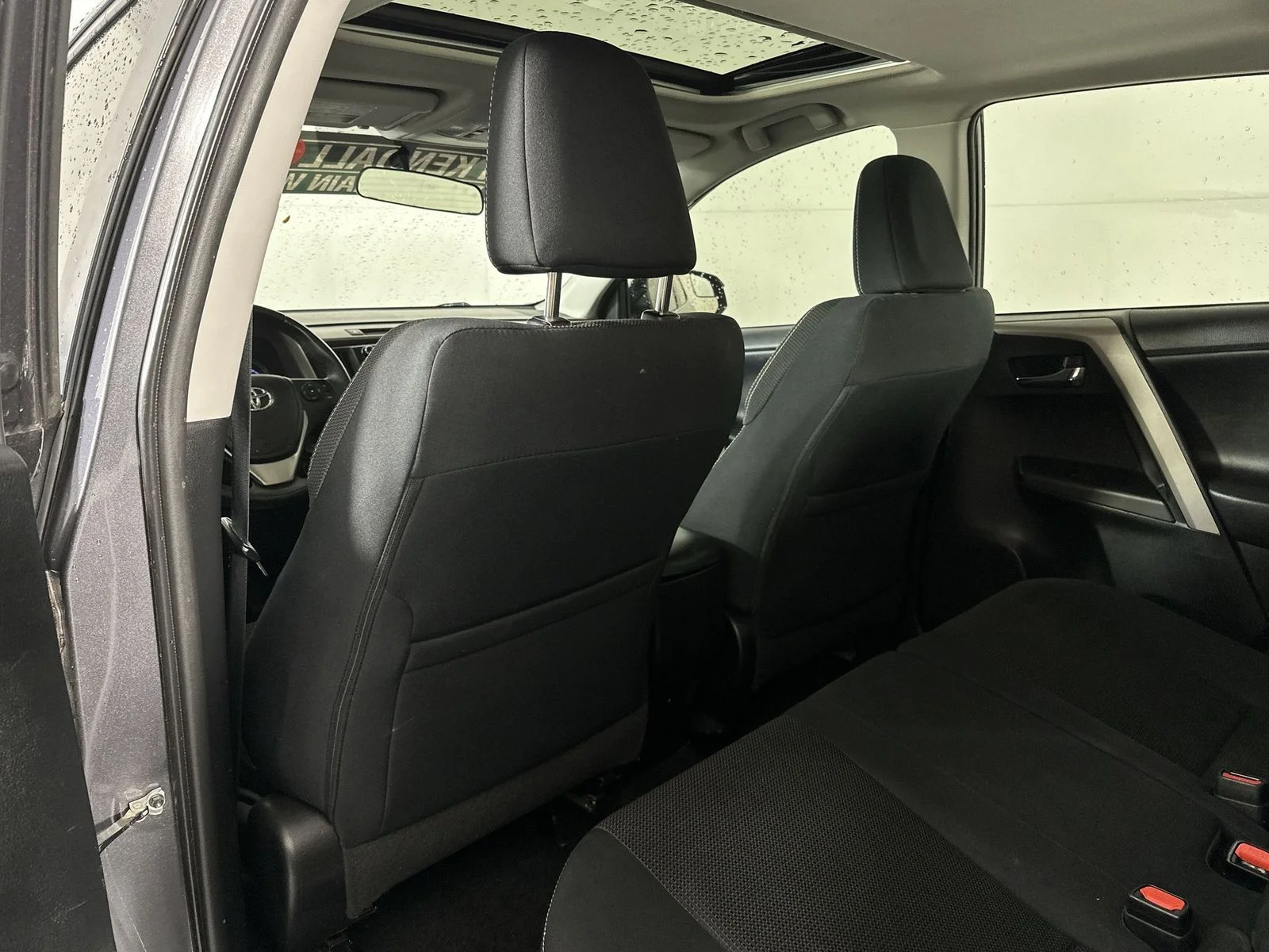 Used 2016 Gray Toyota XLE image 24
