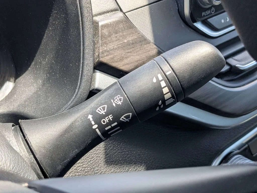 2025 Nissan Altima SV - Photo 24