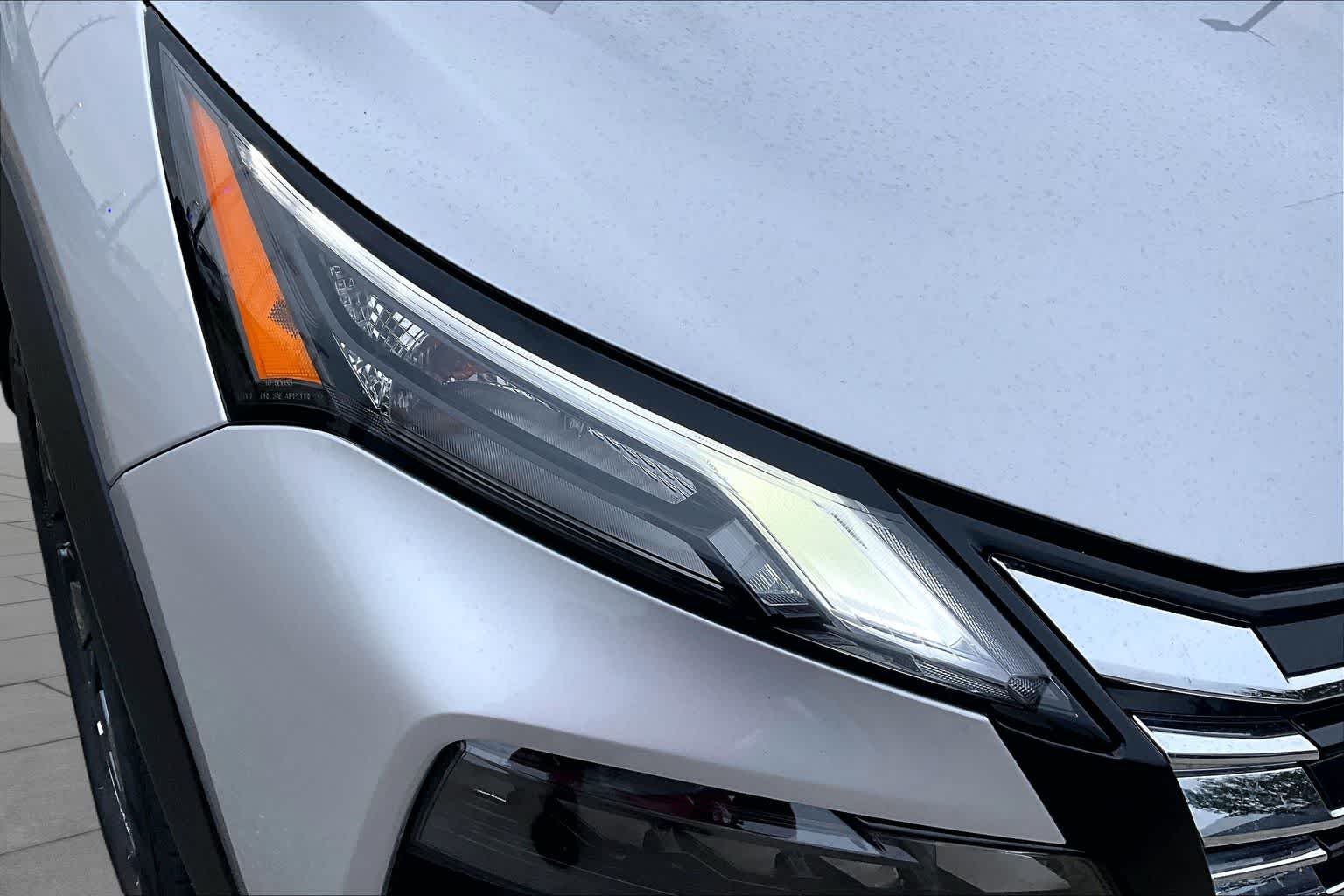 Used 2025 Brilliant Silver Metallic Nissan SV image 26