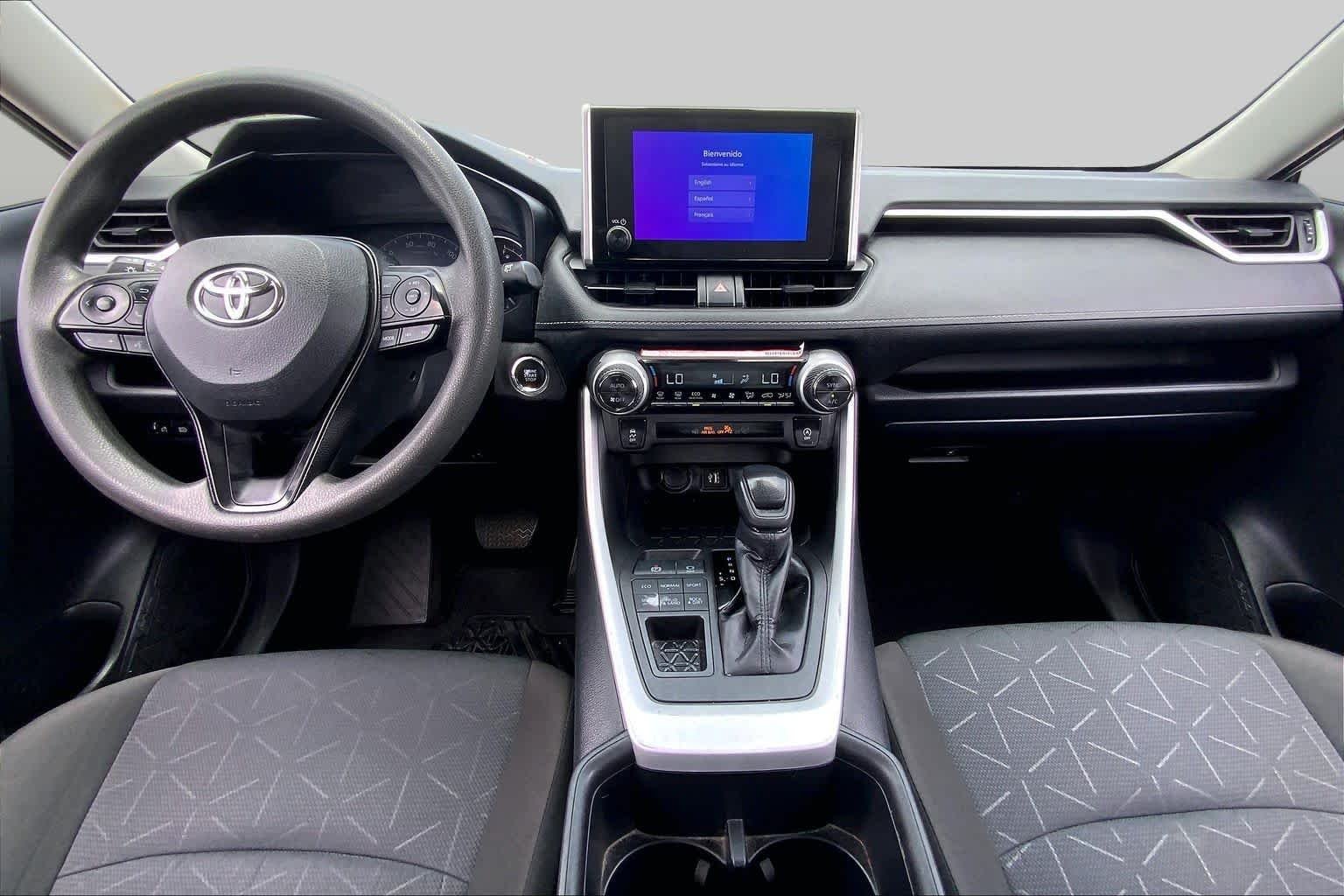 Used 2025 Ice Cap Toyota XLE image 15