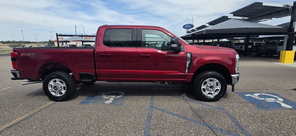 New 2026 Ruby Red Metallic Tinted Clearcoat Ford F-250® XLT image 5