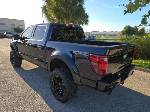Used 2025 Blue Metallic Ford LARIAT image 3
