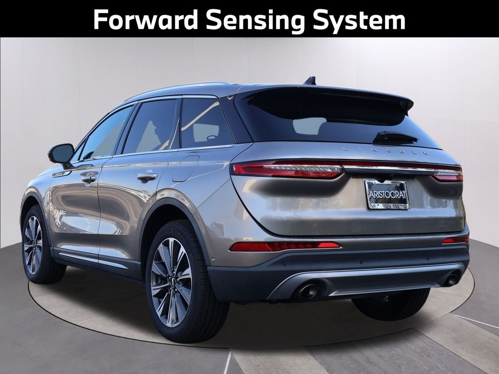 2020 Lincoln Corsair Reserve photo 3