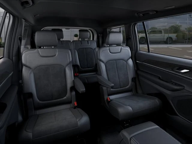 New 2027 Sting-Gray Clear-Coat Paint Jeep  image 41
