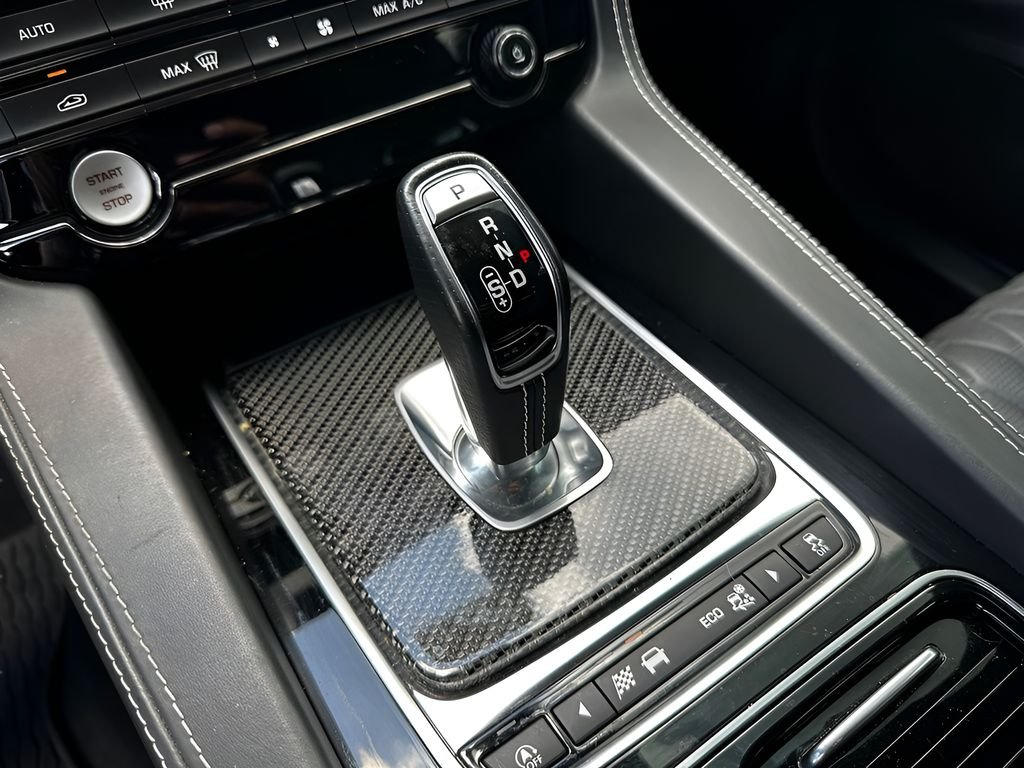 Used 2020 Blue Jaguar SVR image 20