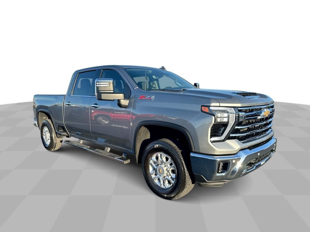 Used 2024 Gray Chevrolet LTZ image 18