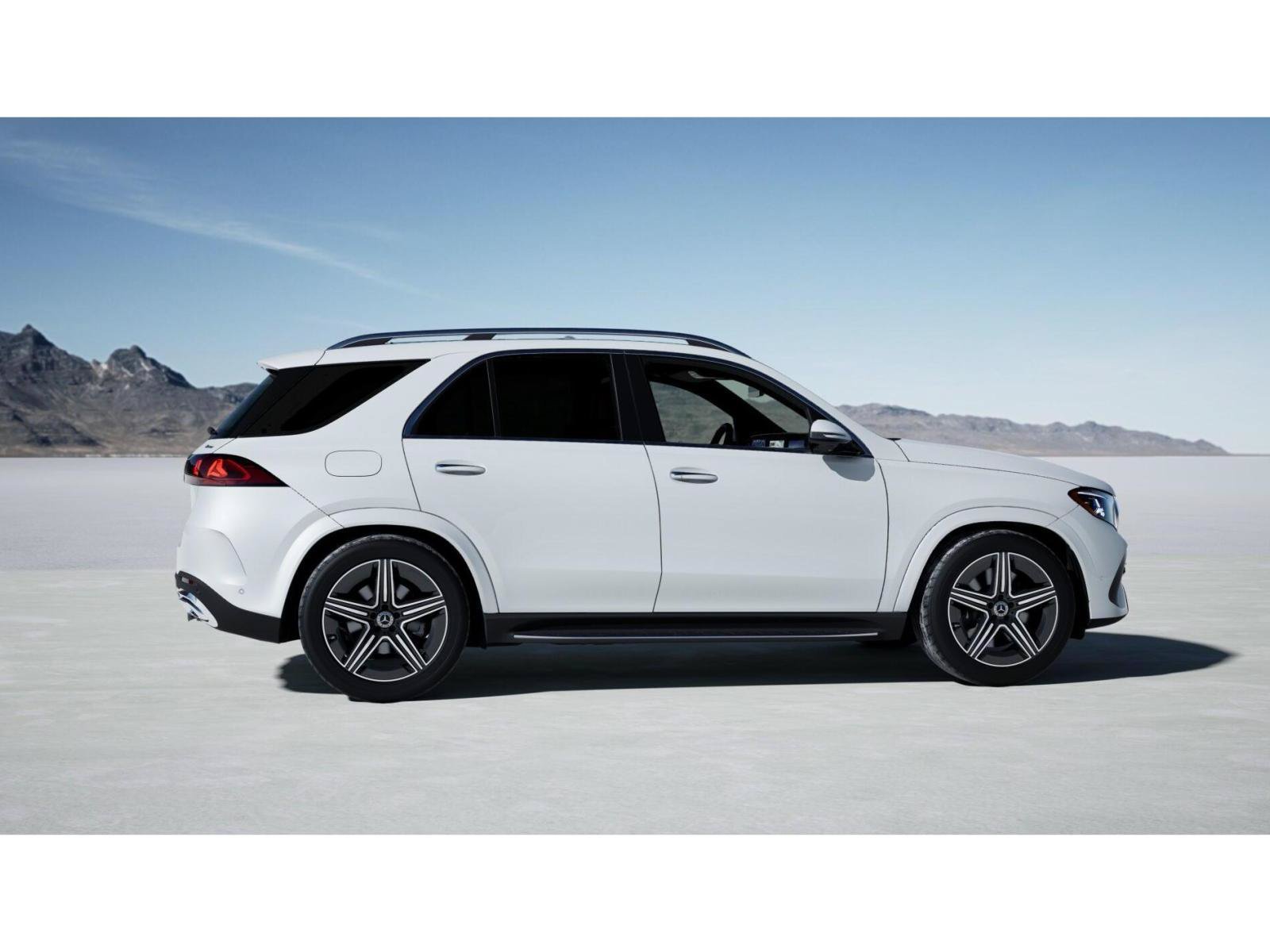 New 2027 MANUFAKTUR Moonlight White Metallic Mercedes-Benz GLE 450 image 17