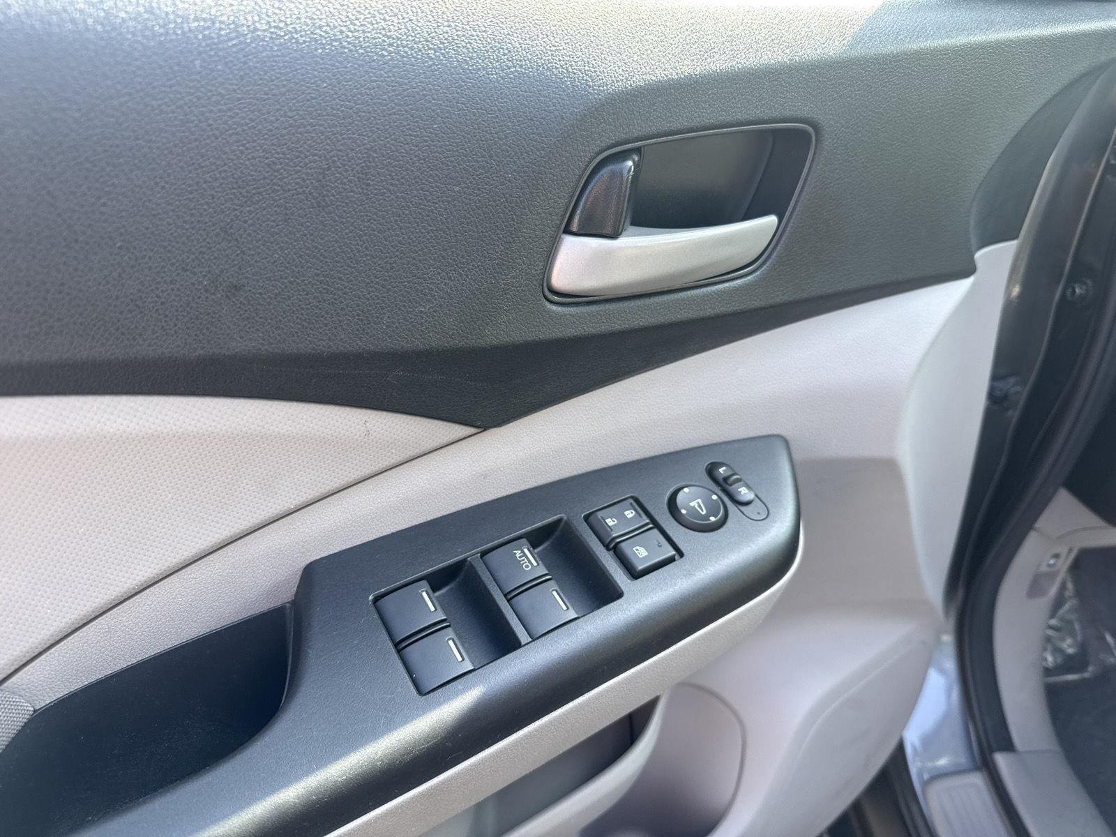 Used 2012 Polished Metal Metallic Honda LX image 12