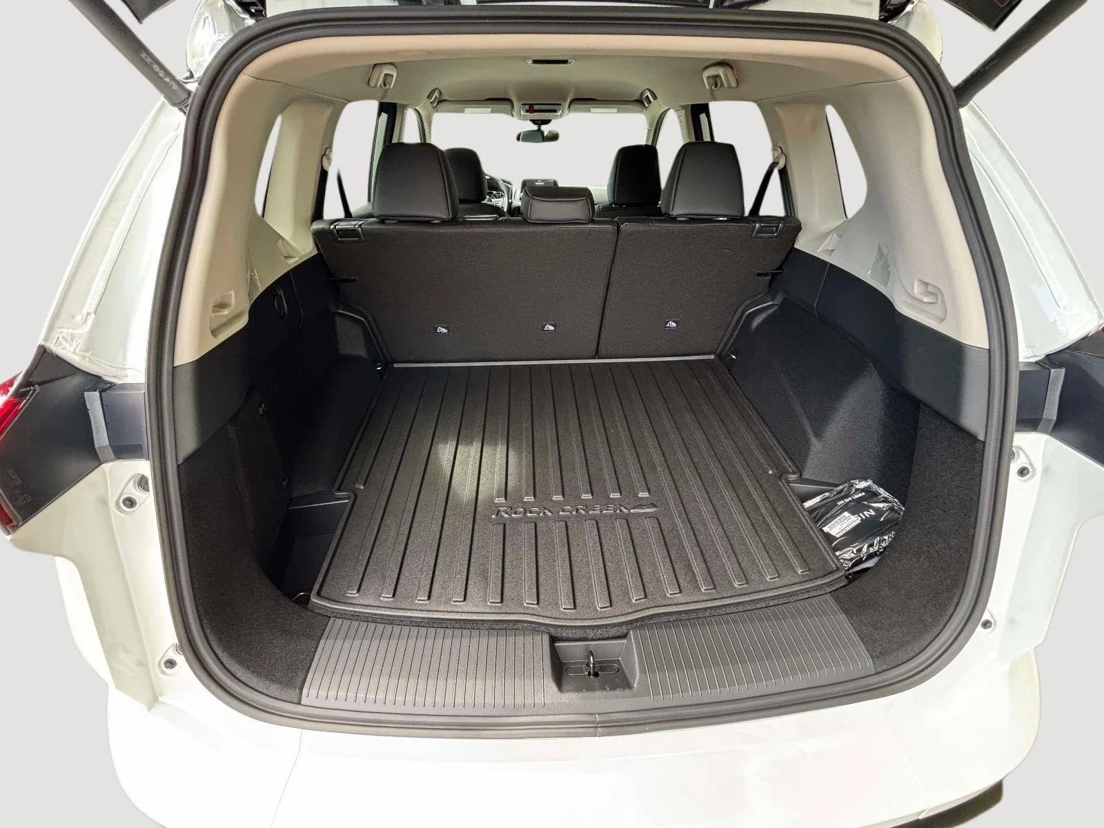 New 2026 Everest White Pearl TriCoat Nissan Rock Creek® image 27