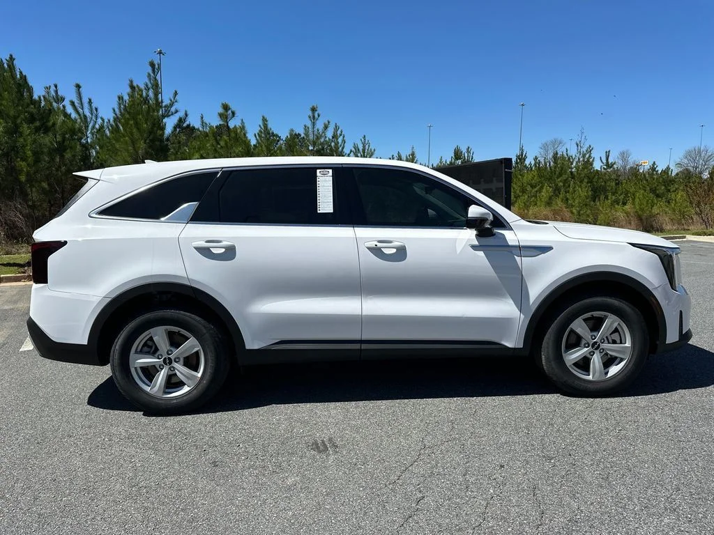 New 2026 White Kia LX image 8