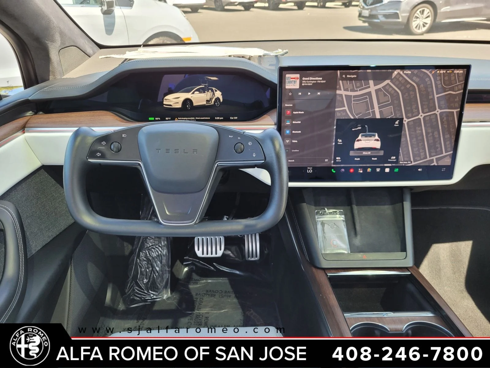 Used 2023  Tesla Base image 7