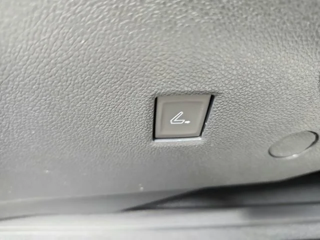 2026 GMC Acadia Denali - Photo 50
